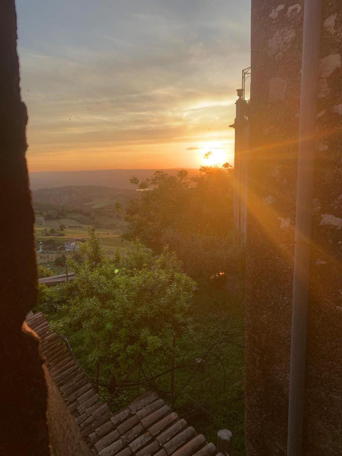 Il Nido Dell'Aquila-Lugnano In Teverina Exteriör bild